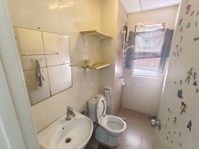 Condominium for Sale at The iResidence - Chloe Chan - Bathroom - PropertyGuru.com.my