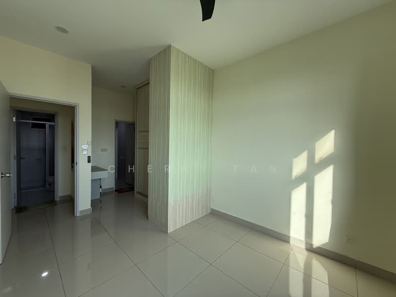Service Residence for Sale at Meridin Bayvue Serviced Apartment - Cherry Tan - Interior - PropertyGuru.com.my