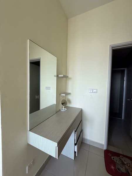 Service Residence for Sale at Meridin Bayvue Serviced Apartment - Cherry Tan - Interior - PropertyGuru.com.my
