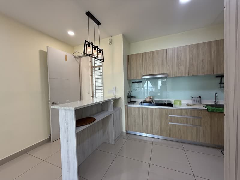 Service Residence for Sale at Meridin Bayvue Serviced Apartment - Cherry Tan - PropertyGuru.com.my
