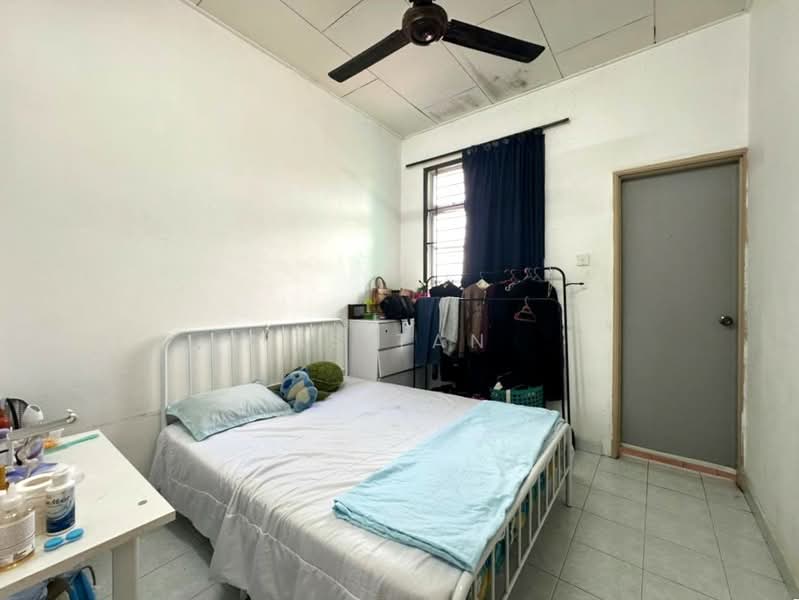 2-storey Terraced House for Sale in Taman Puteri Wangsa (Ulu Tiram) - CS Tan - Bedroom - PropertyGuru.com.my