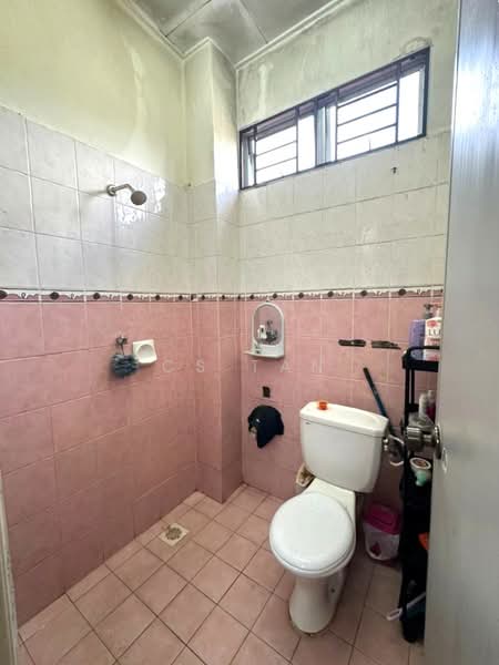2-storey Terraced House for Sale in Taman Puteri Wangsa (Ulu Tiram) - CS Tan - Bathroom - PropertyGuru.com.my
