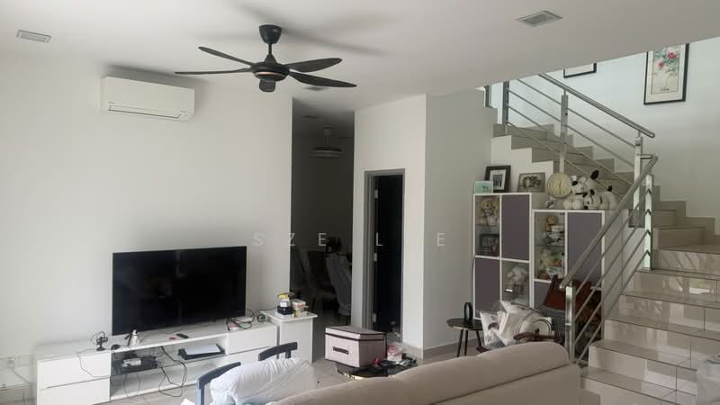 Cluster House for Rent in Taman Mutiara Rini (Skudai) - Sze Lee - Living Room - PropertyGuru.com.my