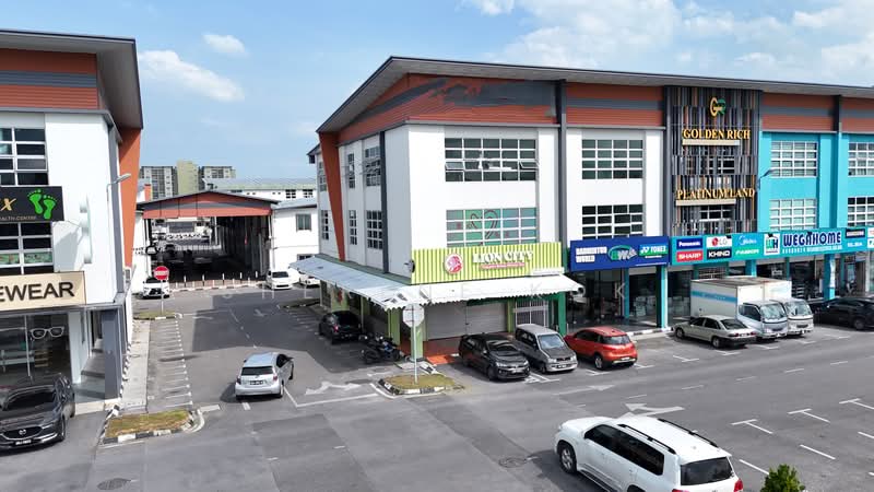 Kedai untuk Dijual di Kuching (Sarawak) - Sherene Kok - Exterior - PropertyGuru.com.my
