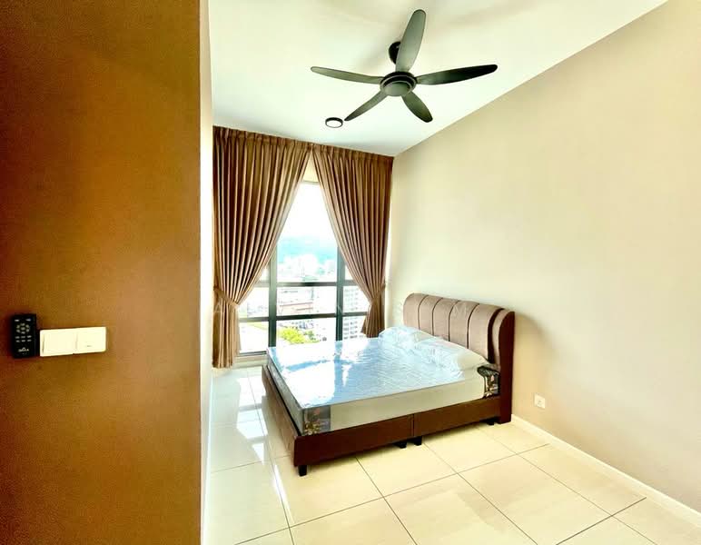 Queens Residences Q1 @ Queens Waterfront untuk Untuk Disewa - RM 3,800 /bulan, Mac 2026 - Bedroom - PropertyGuru.com.my