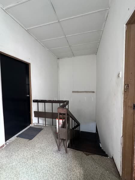 2-storey Terraced House for Sale in Taman Ehsan (Kepong) - Kenji Ti - Entrance - PropertyGuru.com.my