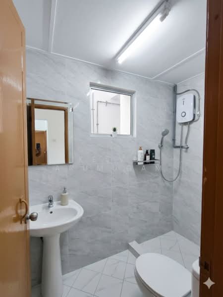 Villa Putra untuk Untuk Dijual - RM 338,000, Mac 2026 - Bathroom - PropertyGuru.com.my