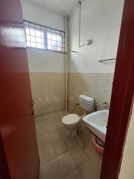 2-storey Terraced House for Rent in Seremban (Negeri Sembilan) - Leo Goh - Bathroom - PropertyGuru.com.my