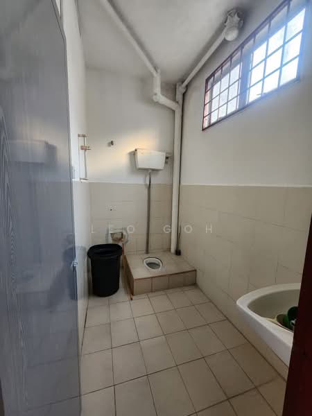 2-storey Terraced House for Rent in Seremban (Negeri Sembilan) - Leo Goh - Bathroom - PropertyGuru.com.my