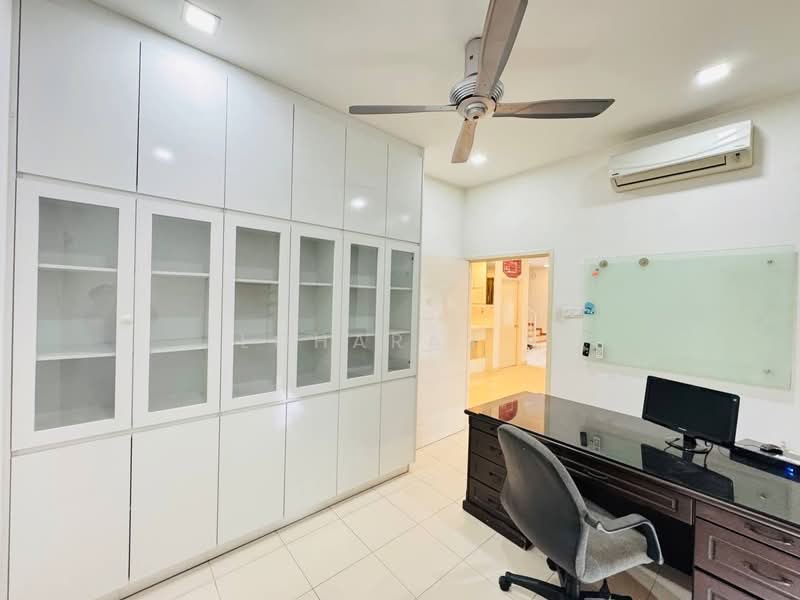 2-storey Terraced House for Sale in Bukit Raja (Selangor) - Loharaj . - PropertyGuru.com.my