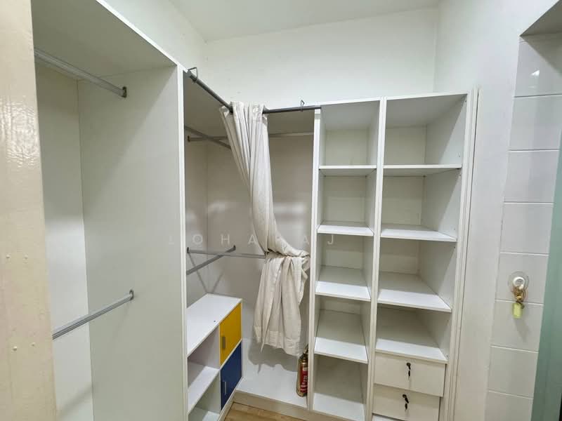 2-storey Terraced House for Sale in Bukit Raja (Selangor) - Loharaj . - PropertyGuru.com.my