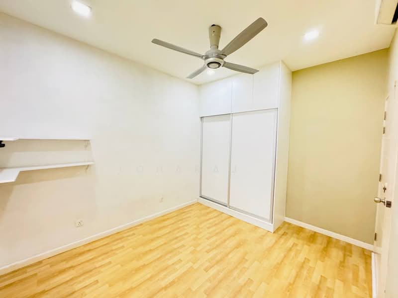 2-storey Terraced House for Sale in Bukit Raja (Selangor) - Loharaj . - PropertyGuru.com.my