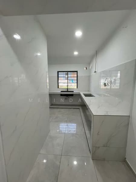 1-storey Terraced House for Sale in Taman Puteri Wangsa (Ulu Tiram) - Melinda Ee - PropertyGuru.com.my
