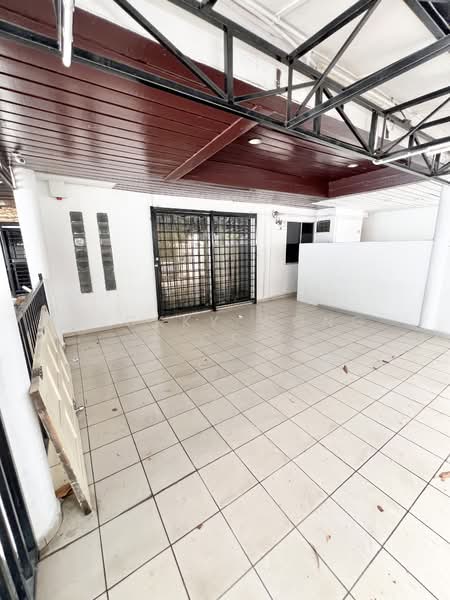 Townhouse for Rent in Pandan Indah (Ampang) - Vickky Wong CF - Exterior - PropertyGuru.com.my