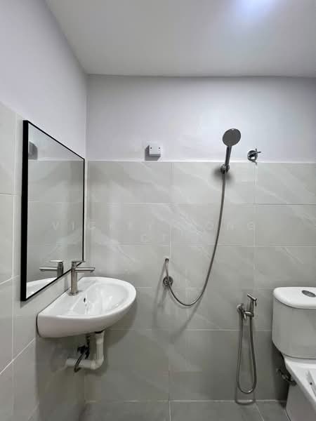 Townhouse for Rent in Pandan Indah (Ampang) - Vickky Wong CF - Bathroom - PropertyGuru.com.my