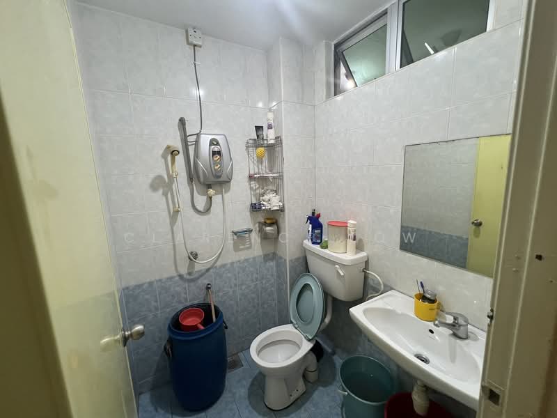 2-storey Terraced House for Sale in Senai (Johor) - Clarence Low - Bathroom - PropertyGuru.com.my