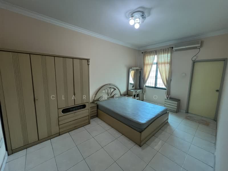 2-storey Terraced House for Sale in Senai (Johor) - Clarence Low - Bedroom - PropertyGuru.com.my