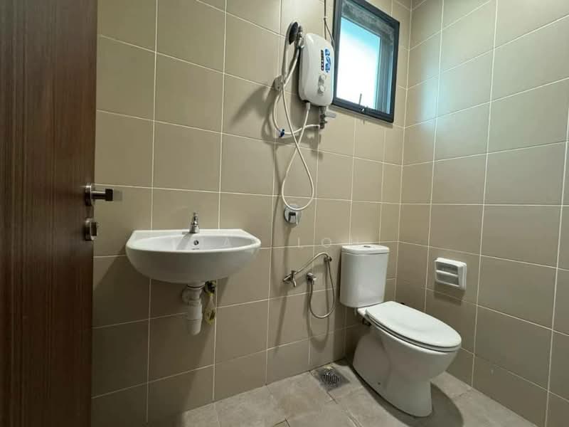 2-storey Terraced House for Sale in Iskandar Puteri (Nusajaya) (Johor) - Max Loh - Bathroom - PropertyGuru.com.my