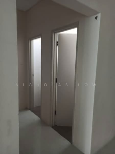 Shop for Rent in Bandar Dato Onn (Tebrau) - Nicholas Low - Interior - PropertyGuru.com.my
