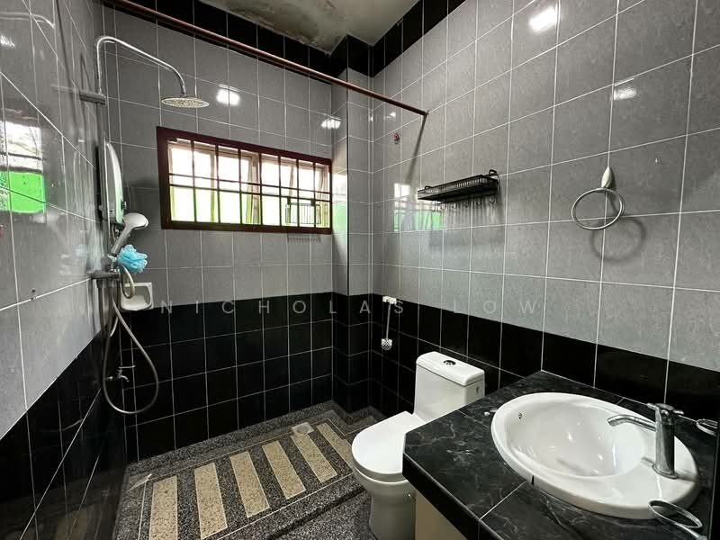 Kulai Bandar Putra IOI Jalan Nuri untuk Untuk Disewa - RM 2,800 /bulan, Mac 2026 - Bathroom - PropertyGuru.com.my