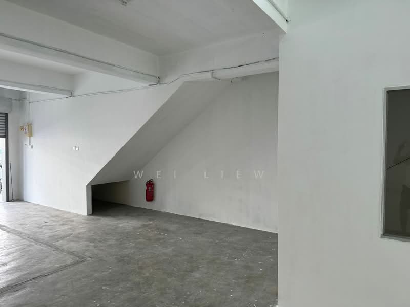 Shop for Rent in Taman Lestari Perdana (Seri Kembangan) - Wei Liew - Interior - PropertyGuru.com.my