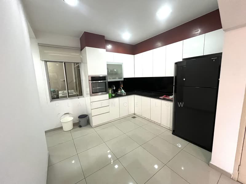 Cluster House for Sale in Sri Pulai Perdana 2 (Skudai) - Clarence Low - Kitchen - PropertyGuru.com.my