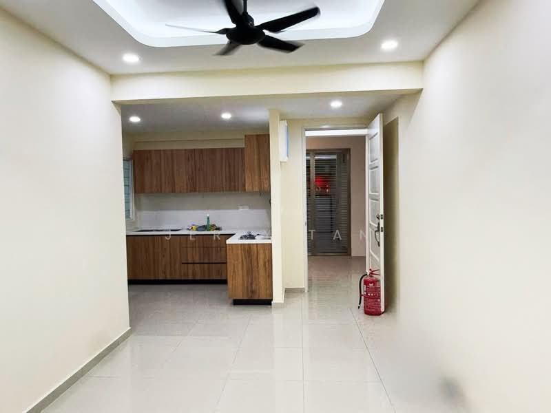 Havana Beach Residences untuk Untuk Disewa - RM 1,600 /bulan, Mac 2026 - Kitchen - PropertyGuru.com.my