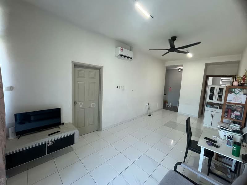 Service Residence for Sale at THE SENAI GARDEN (PANGSAPURI IMPIAN SENAI) - Yvonne Lim - Living Room - PropertyGuru.com.my