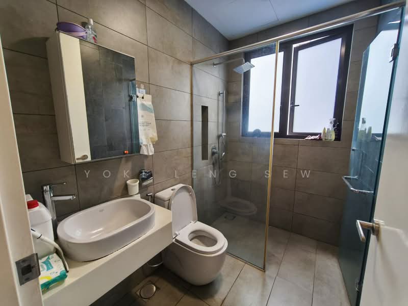 Park Villa untuk Untuk Disewa - RM 2,600 /bulan, Mac 2026 - Bathroom - PropertyGuru.com.my