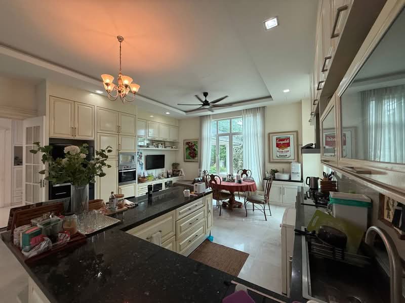 Bungalow for Sale in Saujana Impian (Kajang) - Loharaj . - Kitchen - PropertyGuru.com.my