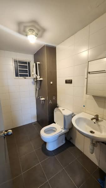 Service Residence for Rent at Endah Promenade - Fire Phang - Bathroom - PropertyGuru.com.my