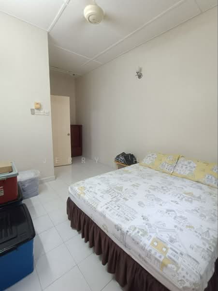 Taman Pengkalan Perdana untuk Untuk Dijual - RM 350,000, Mac 2026 - Bedroom - PropertyGuru.com.my