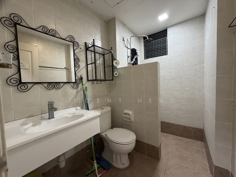 Condominium for Sale at Casa Tropicana - Vincent Heng - Bathroom - PropertyGuru.com.my