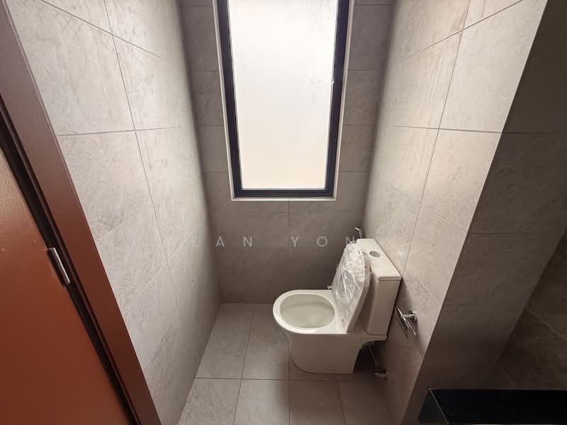 Rumah Berkembar untuk Dijual di Rawang (Selangor) - Sean Yong - Bathroom - PropertyGuru.com.my
