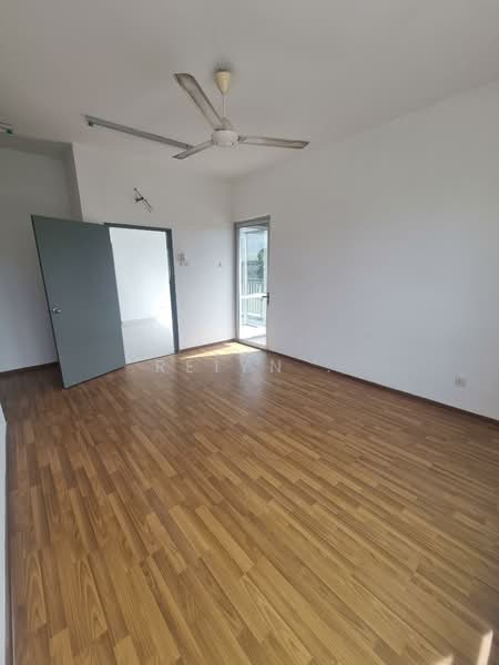 2-storey Terraced House for Rent in Kuala Selangor (Selangor) - Reiyn . - Living Room - PropertyGuru.com.my