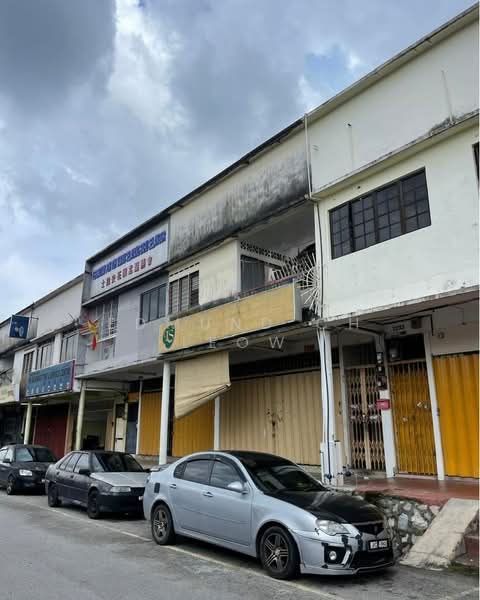 Shop for Rent in Selayang Baru (Selayang) - Edmund CH Leow - Exterior - PropertyGuru.com.my