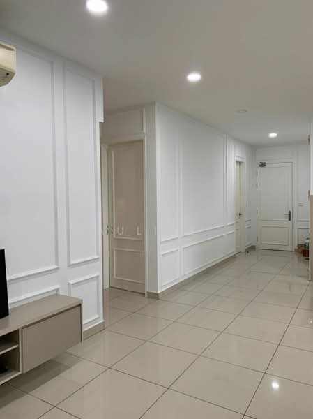 TRiGON Luxury Residences untuk Untuk Dijual - RM 998,000, Mac 2026 - Corridor - PropertyGuru.com.my