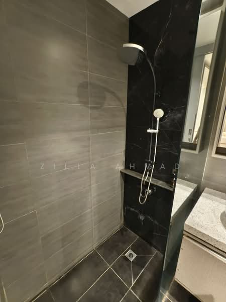 Service Residence for Rent at Expressionz Professional Suites - Zilla Ahmad - Bathroom - PropertyGuru.com.my