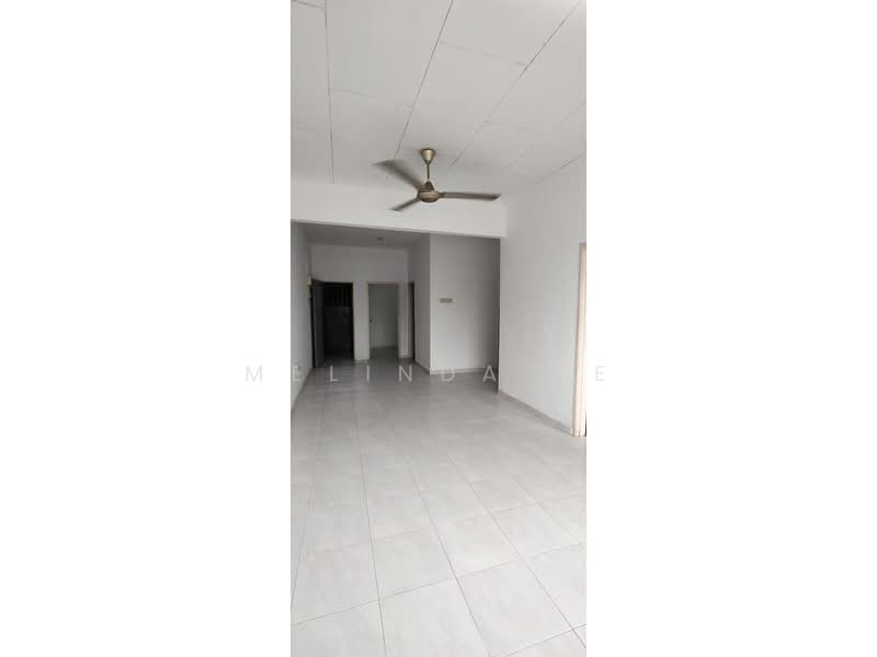 Taman Ehsan Jaya untuk Untuk Dijual - RM 210,000, Apr 2026 - Interior - PropertyGuru.com.my