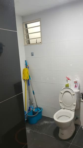 Aman Heights Condominium untuk Untuk Disewa - RM 1,500 /bulan, Mac 2026 - Bathroom - PropertyGuru.com.my