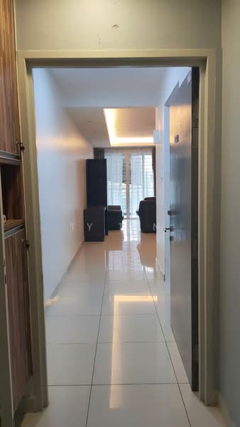 Aman Heights Condominium untuk Untuk Disewa - RM 1,500 /bulan, Mac 2026 - Living Room - PropertyGuru.com.my