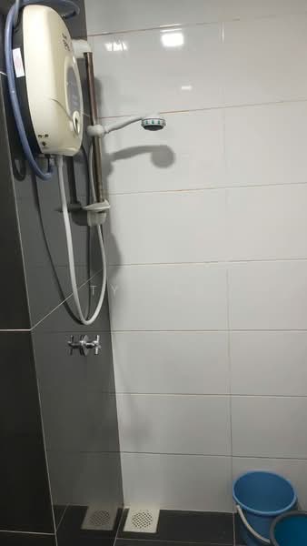 Aman Heights Condominium untuk Untuk Disewa - RM 1,500 /bulan, Mac 2026 - Bathroom - PropertyGuru.com.my