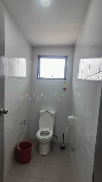 Shop / Office for Rent in Setia Alam (Selangor) - Jack Khor Phor Jiing - Bathroom - PropertyGuru.com.my