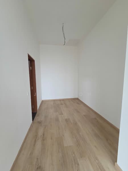 Rumah Berkembar untuk Dijual di Taman Perling - Jace Loh - Interior - PropertyGuru.com.my