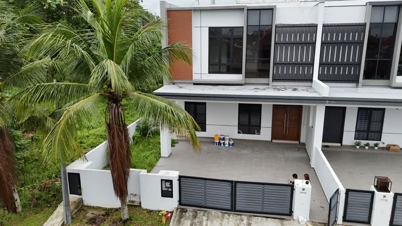 Rumah Berkembar untuk Dijual di Taman Perling - Jace Loh - Exterior - PropertyGuru.com.my