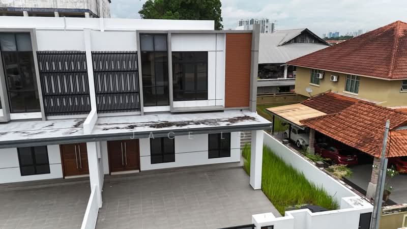 Rumah Berkembar untuk Dijual di Taman Perling - Jace Loh - Exterior - PropertyGuru.com.my