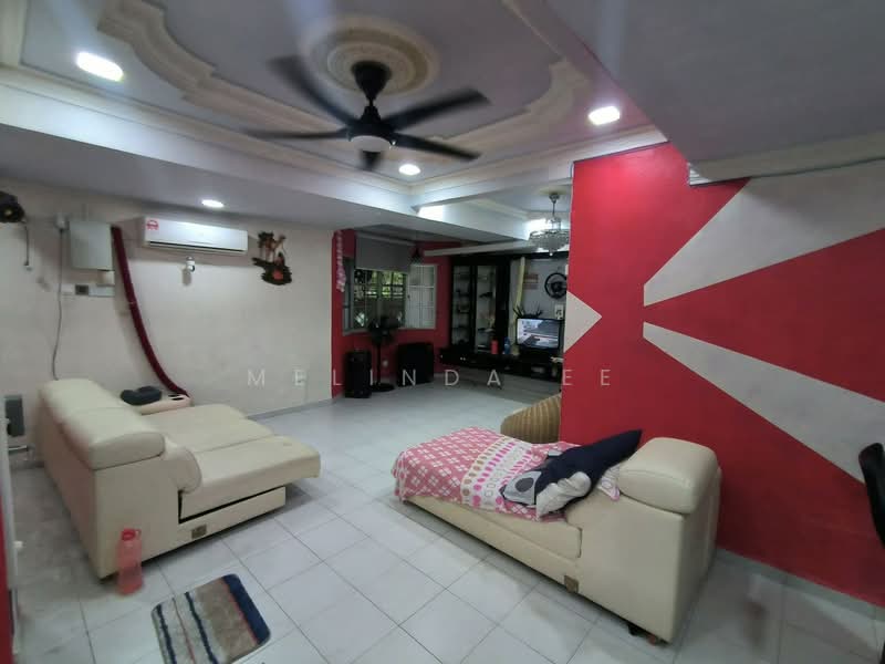 2-storey Terraced House for Sale in Taman Scientex Pasir Gudang (Pasir Gudang) - Melinda Ee - Living Room - PropertyGuru.com.my