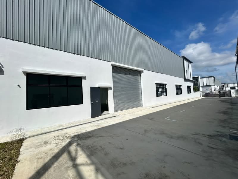 Kilang untuk Disewa di Eco Business Park 1 (Johor Bahru) - Yip . - Exterior - PropertyGuru.com.my