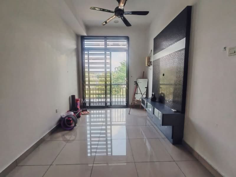 Cluster House for Sale in Skudai (Johor) - May Lee - Living Room - PropertyGuru.com.my