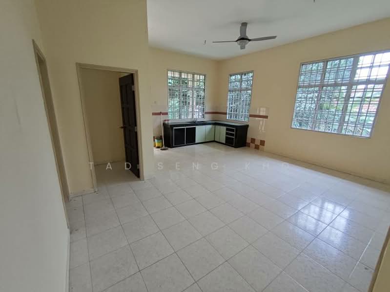 Rumah Teres untuk Dijual di Alor Gajah (Melaka) - Tad Seng Kho - Kitchen - PropertyGuru.com.my
